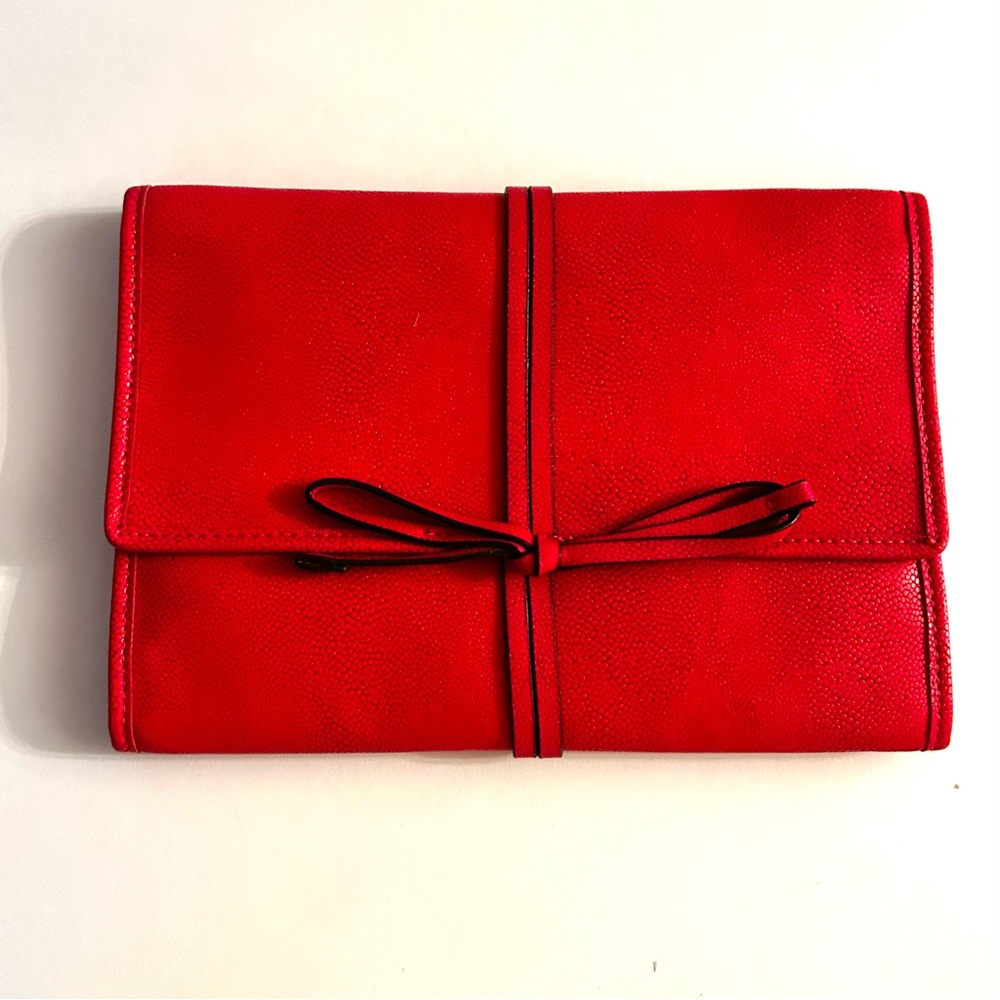 Stella & Dot Red  jewelry travel bag with Bow Accent Like New!